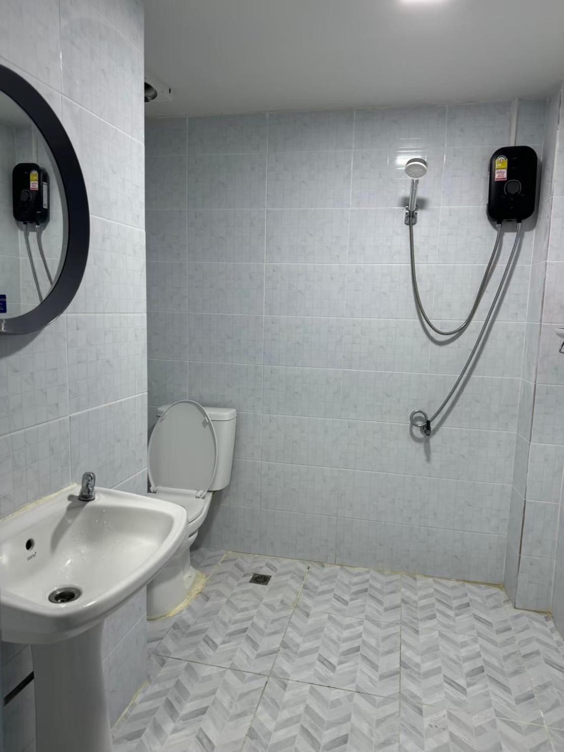 Apartment Gm6 - Samyan 4floors, 4mins Walk To Bantadtong Bangkok